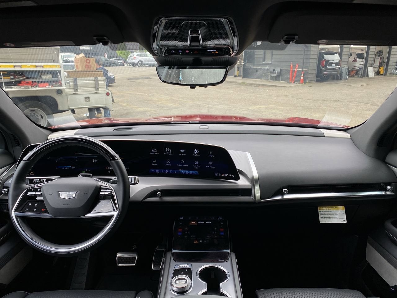 2026 Cadillac VISTIQ Sport