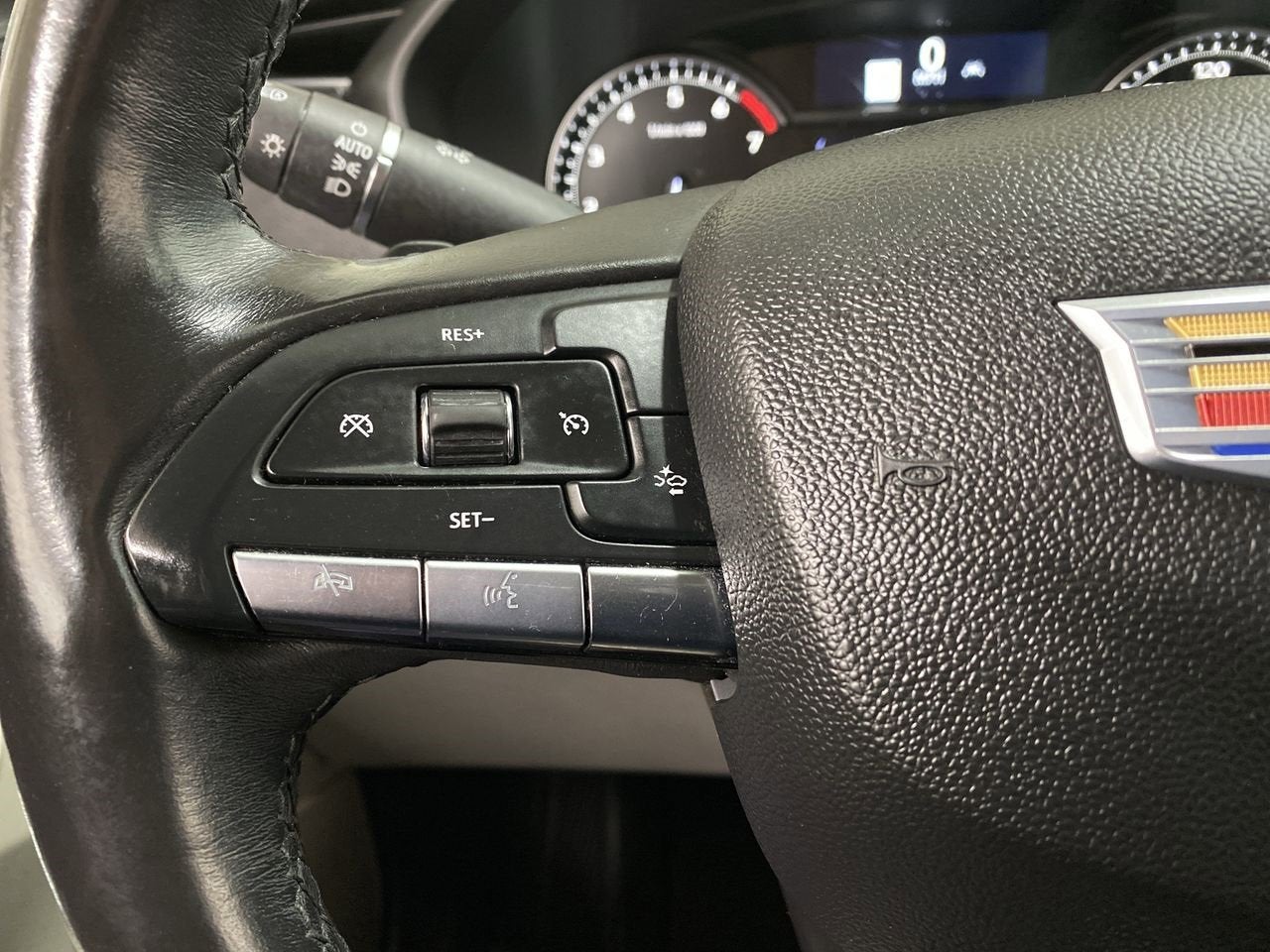 2020 Cadillac XT4 Premium Luxury