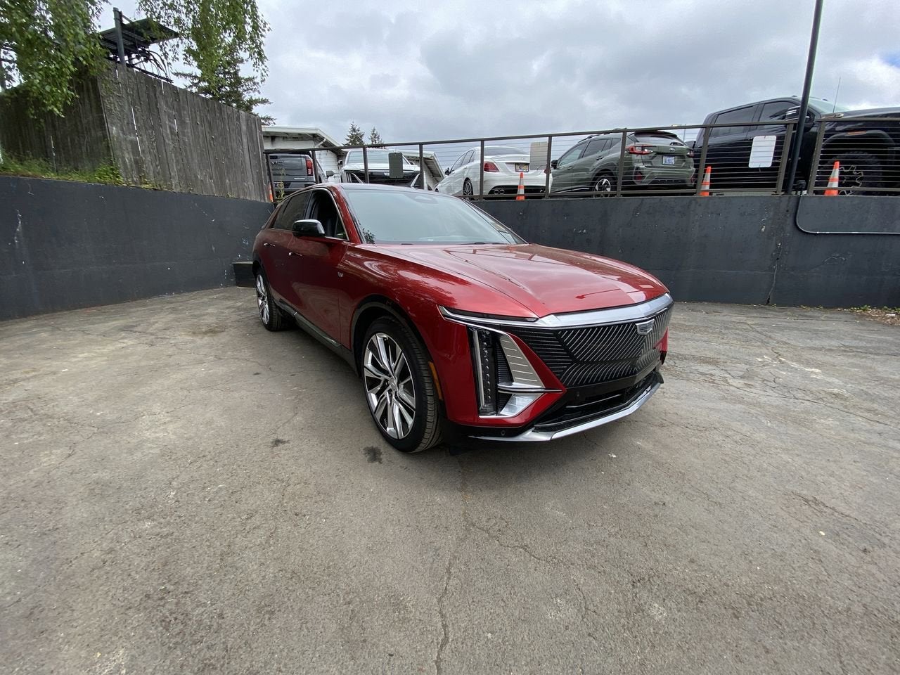 2024 Cadillac LYRIQ Luxury 3