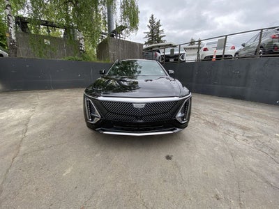 2024 Cadillac LYRIQ Luxury 3