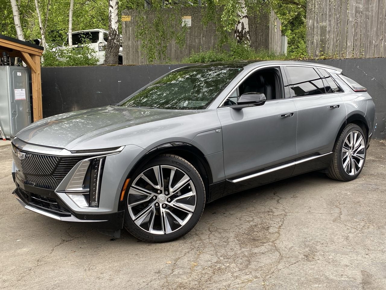 2024 Cadillac Lyriq Luxury 3 AWD's photo