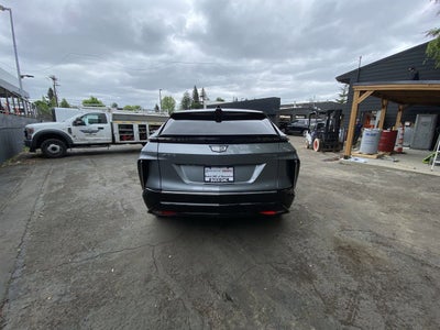 2024 Cadillac LYRIQ Luxury 3