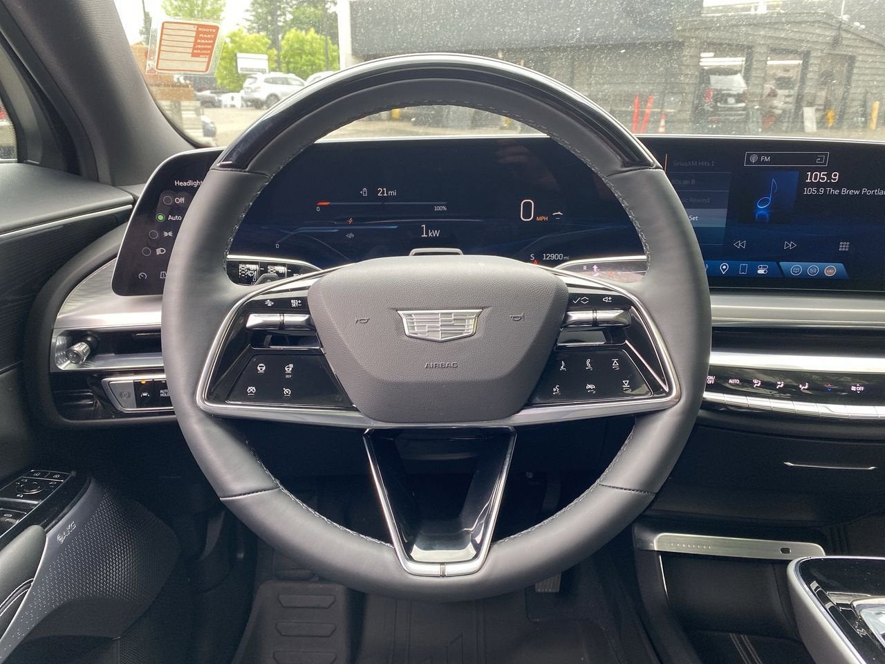 2024 Cadillac LYRIQ Luxury 3