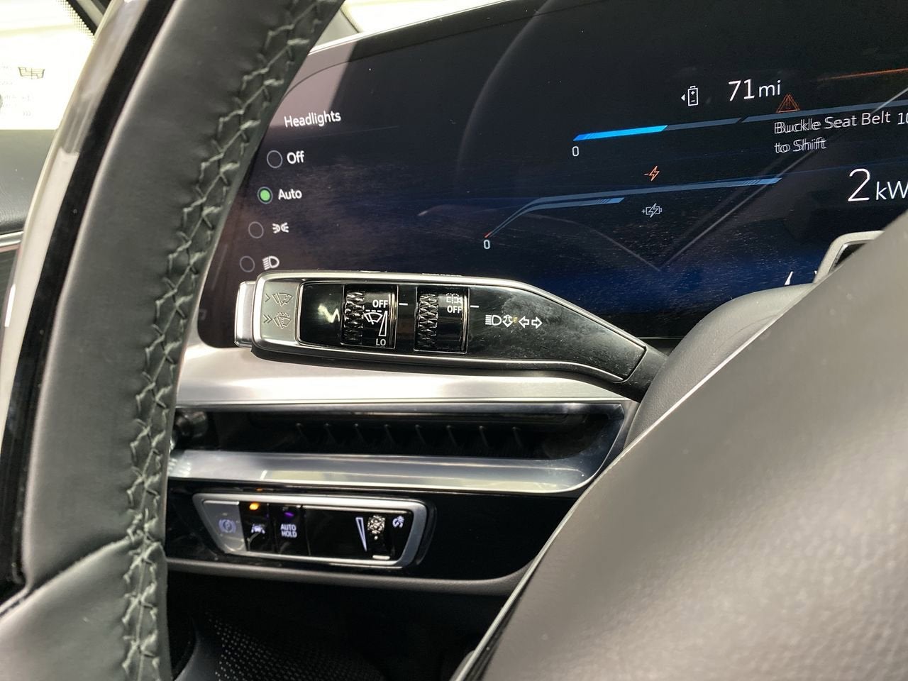 2024 Cadillac LYRIQ Luxury 3