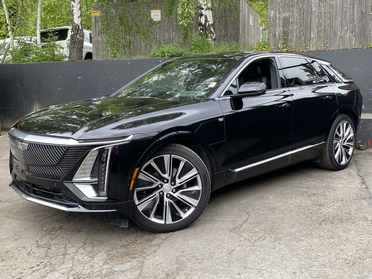 2024 Cadillac Lyriq Luxury 3 AWD's photo