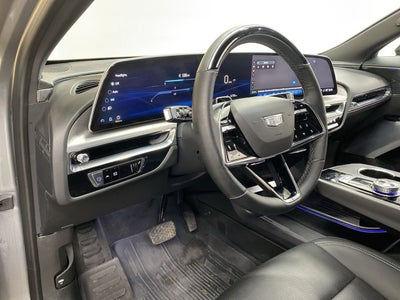 2024 Cadillac LYRIQ Luxury 3