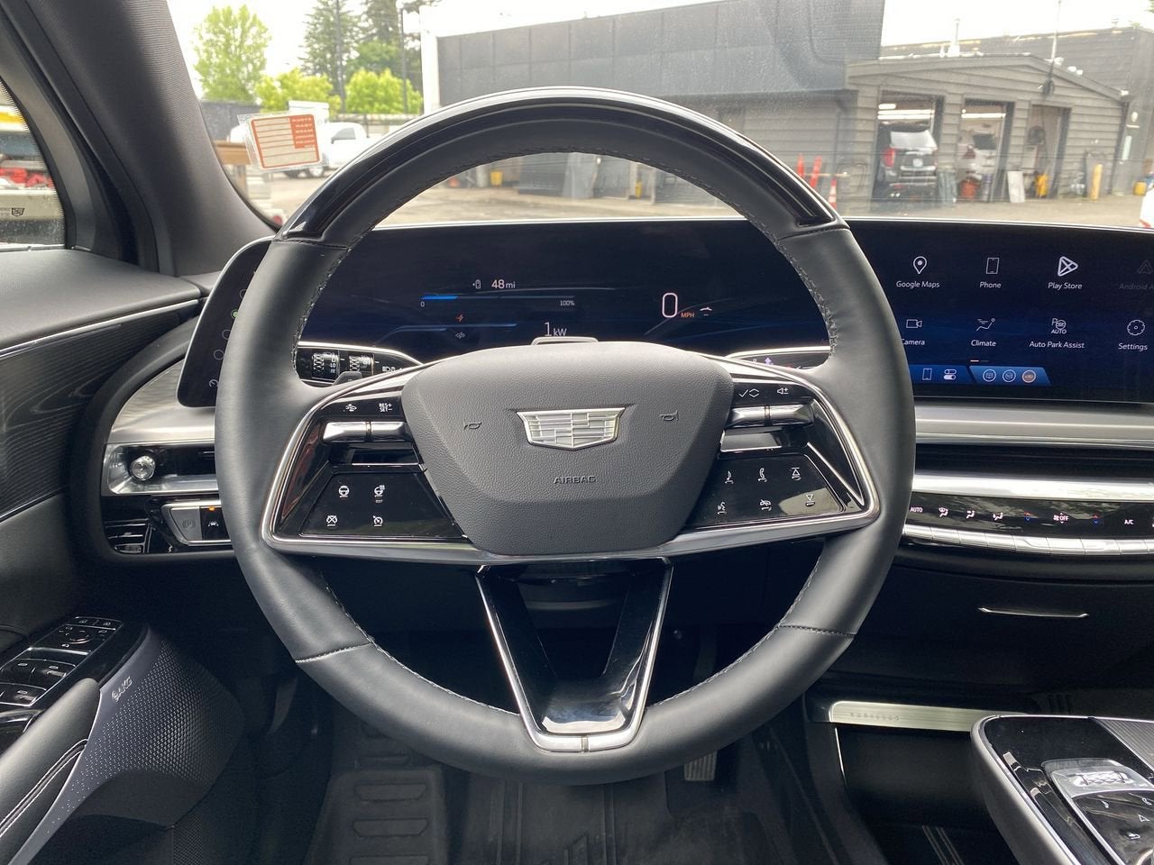 2024 Cadillac LYRIQ Luxury 3