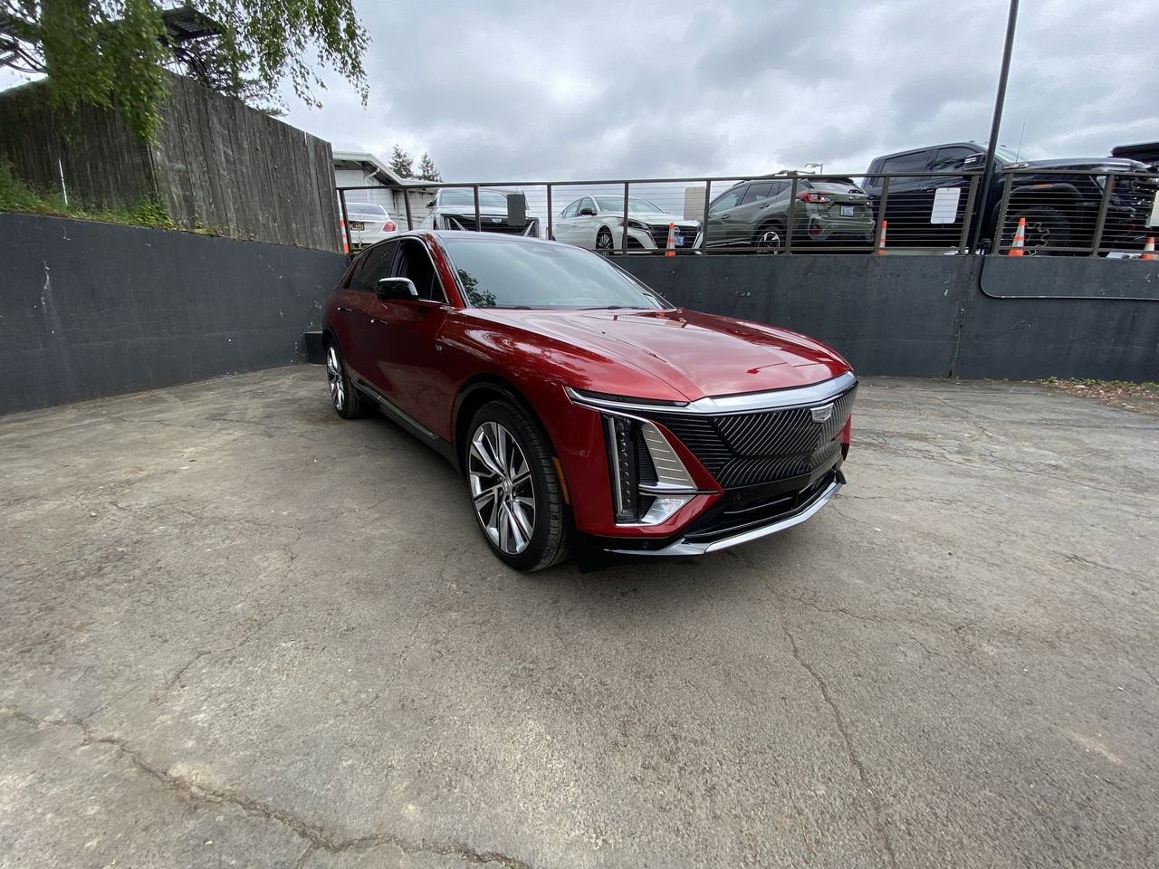 2024 Cadillac LYRIQ Luxury 3