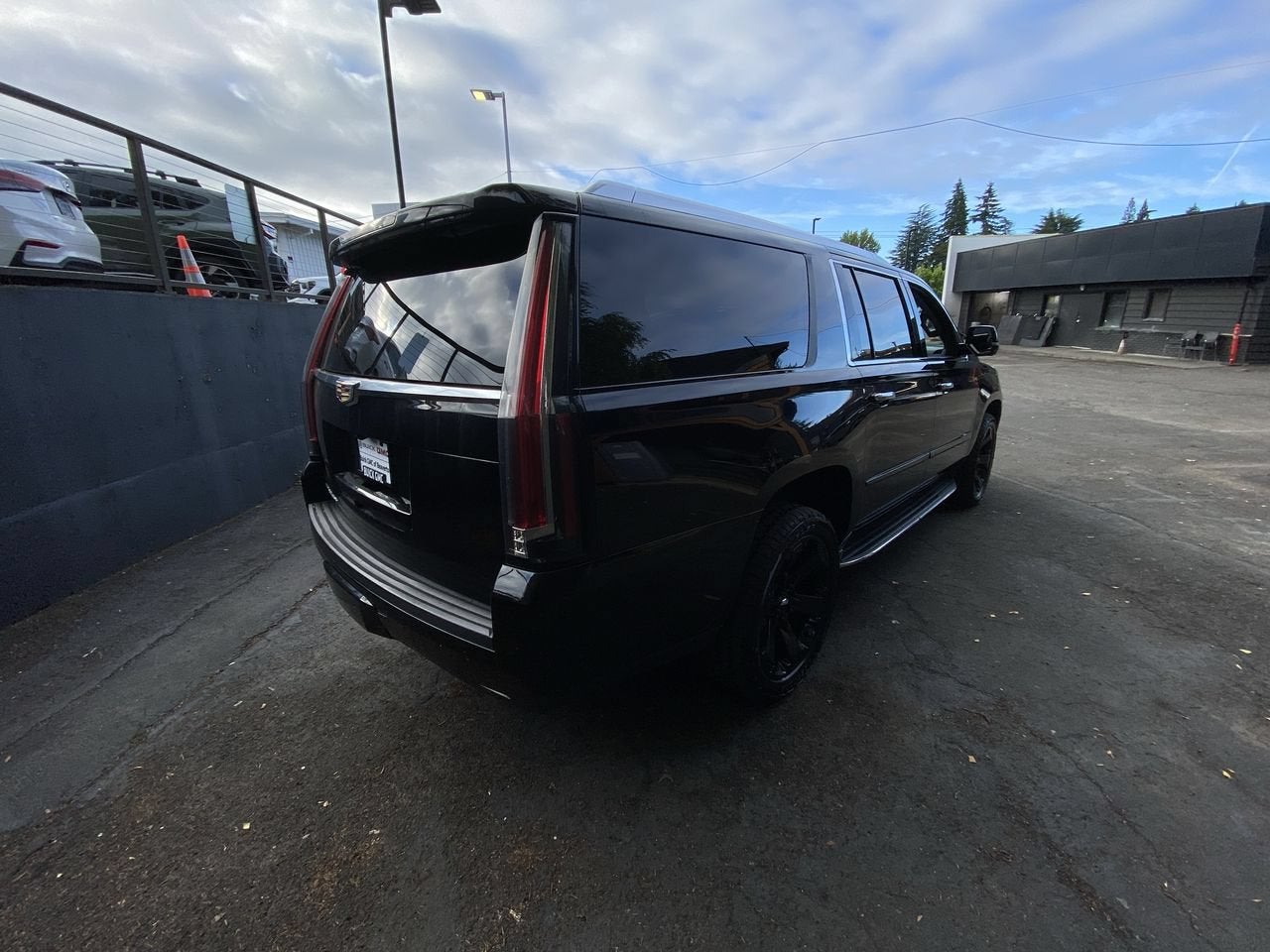2019 Cadillac Escalade ESV Luxury