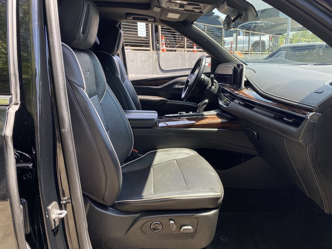 2021 Cadillac Escalade ESV Premium Luxury