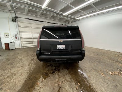 2015 Cadillac Escalade Luxury