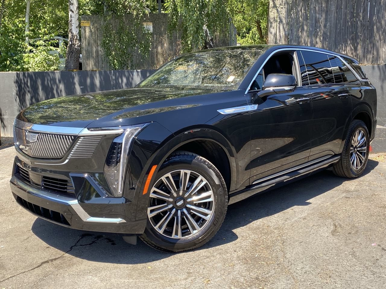 2026 Cadillac ESCALADE IQ Luxury