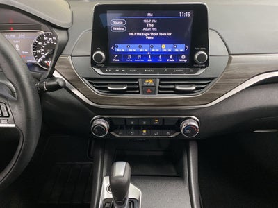 2025 Nissan Altima SV