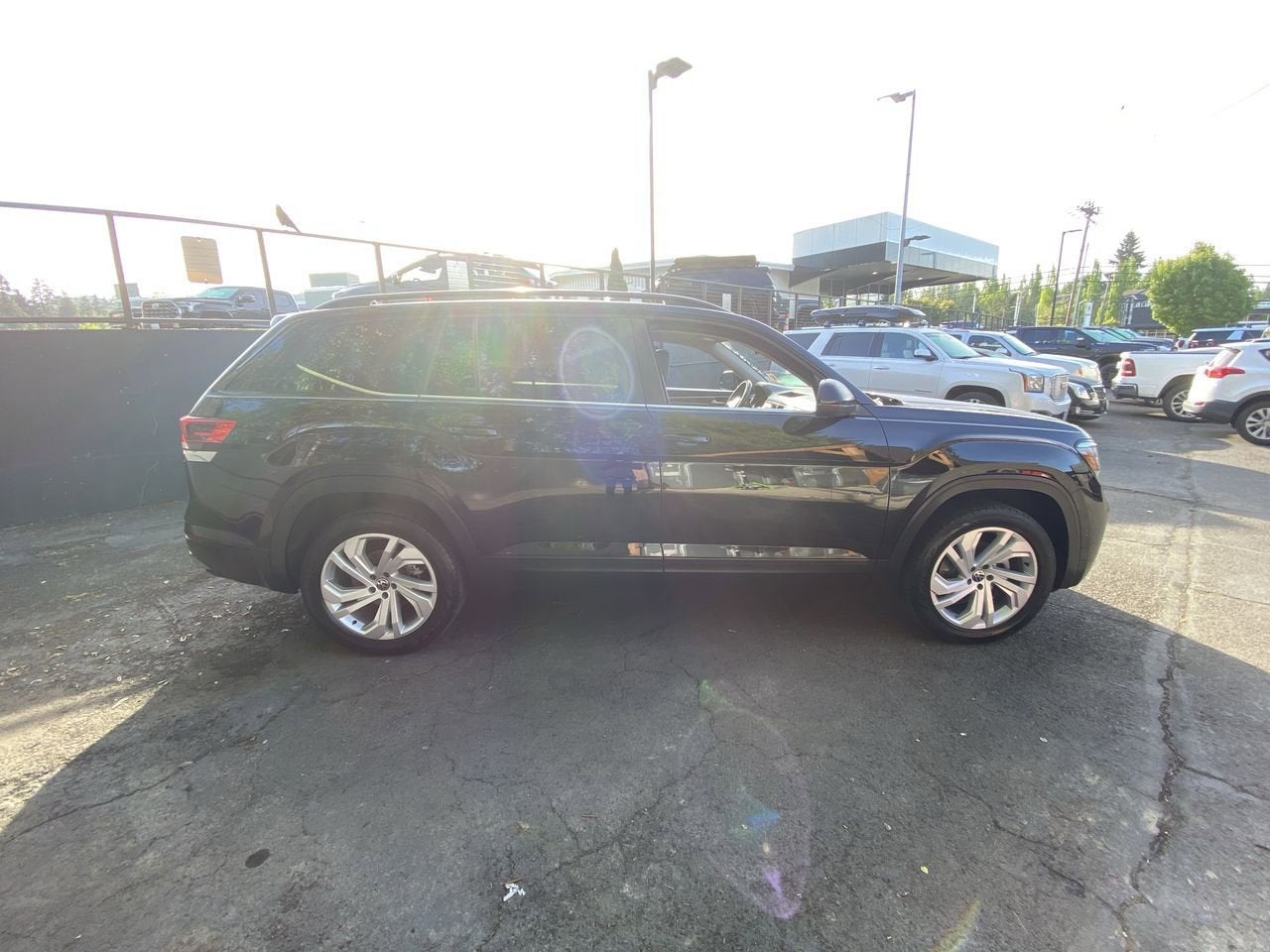 2021 Volkswagen Atlas 3.6L V6 SE w/Technology