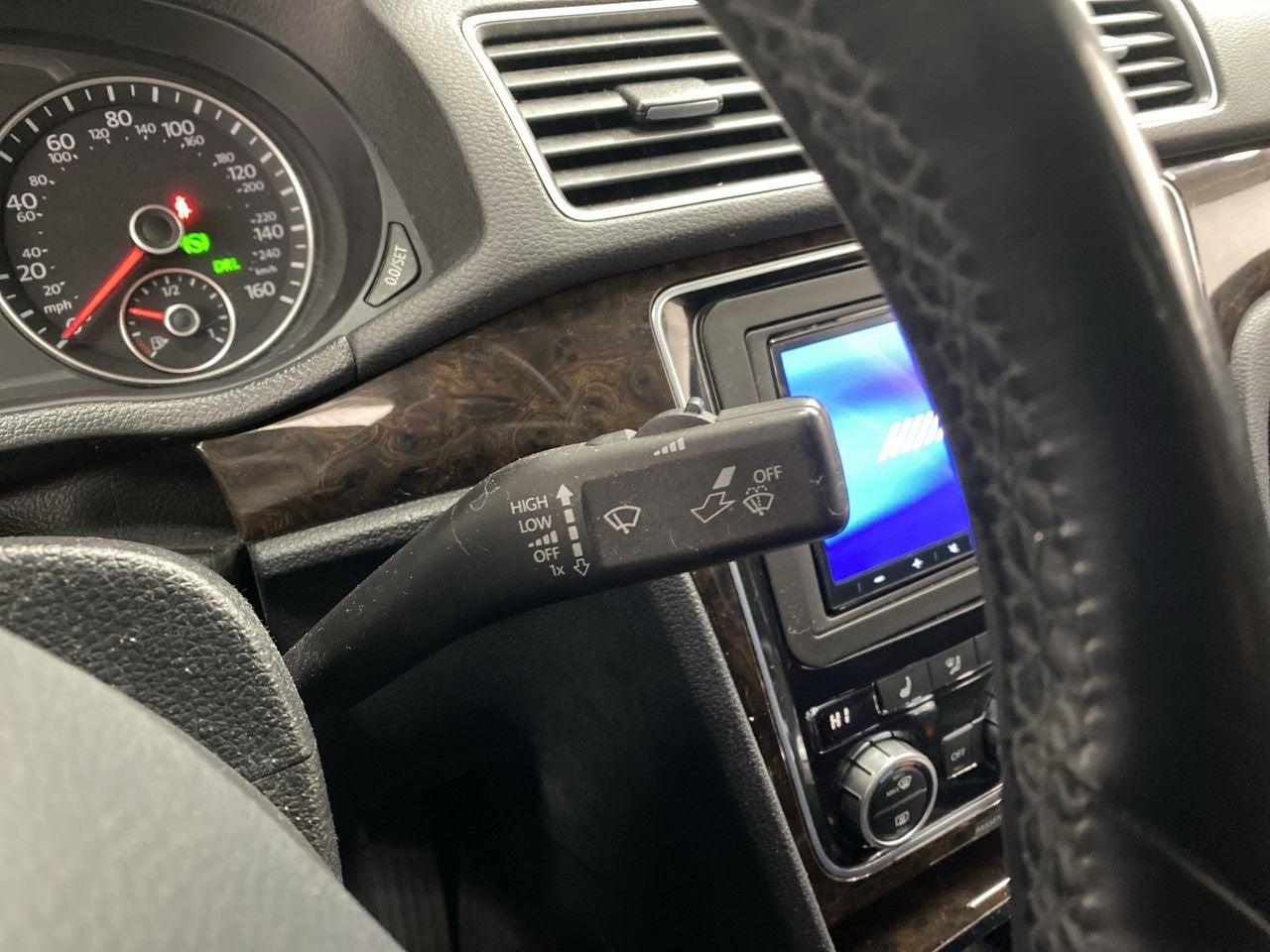 2014 Volkswagen Passat TDI SEL Premium