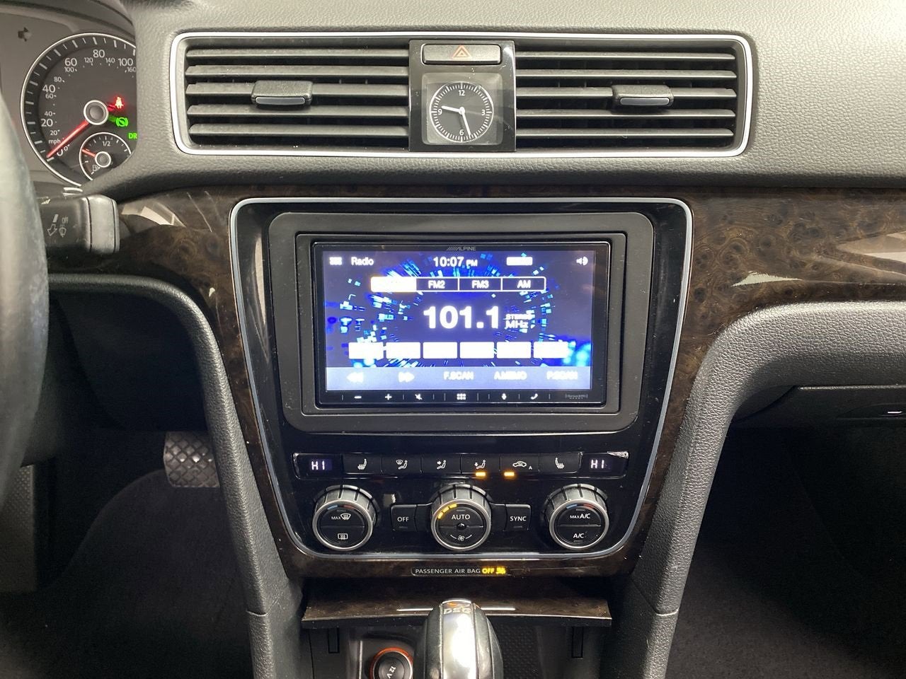 2014 Volkswagen Passat TDI SEL Premium