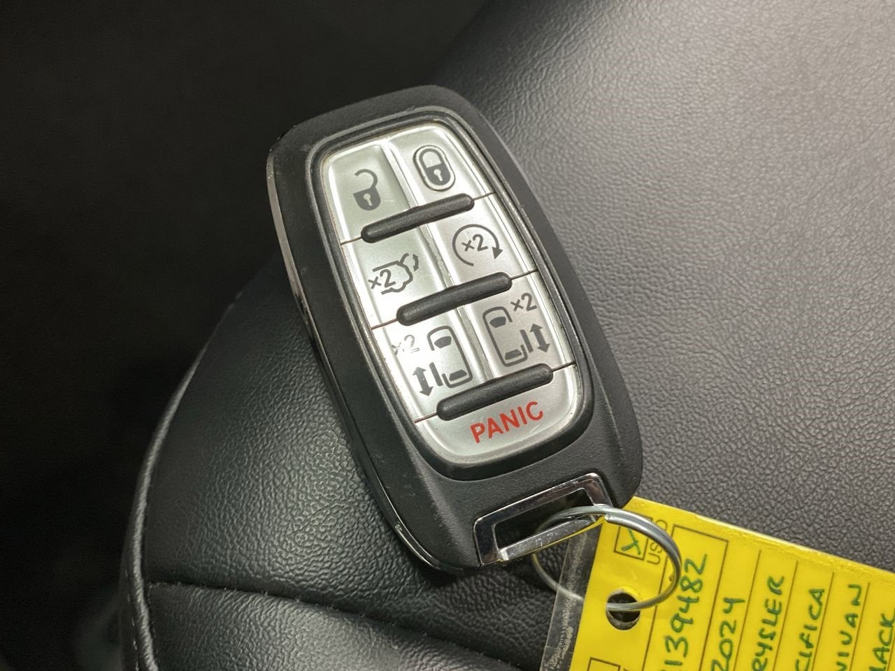 2024 Chrysler Pacifica Touring L