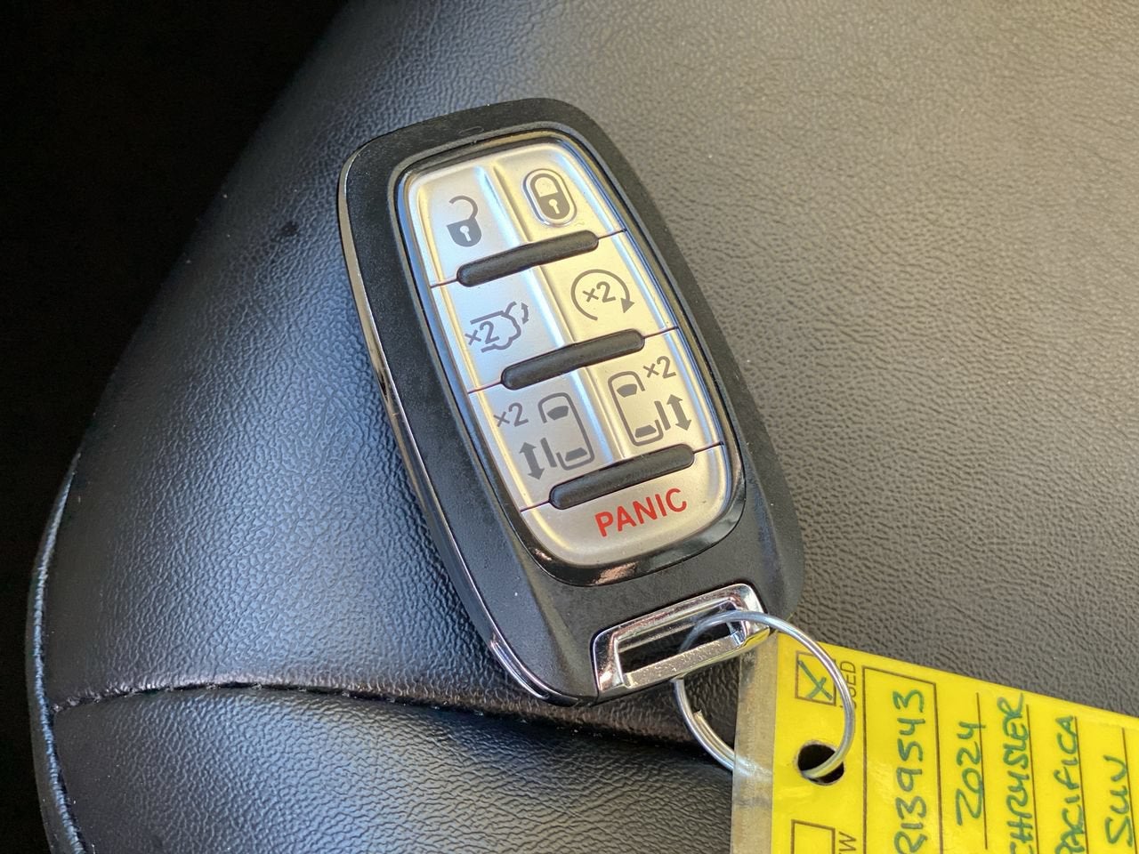 2024 Chrysler Pacifica Touring L