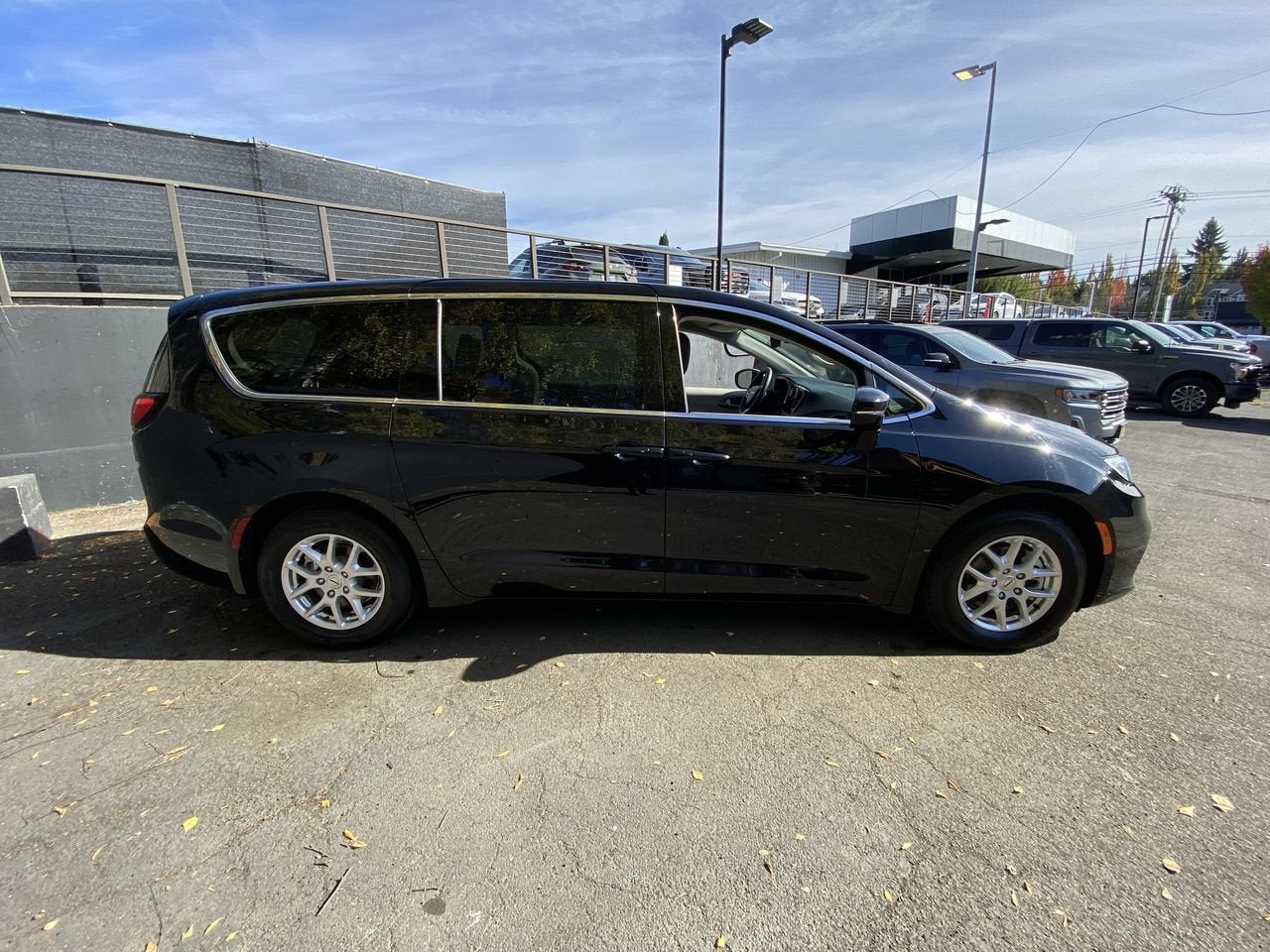 2024 Chrysler Pacifica Touring L