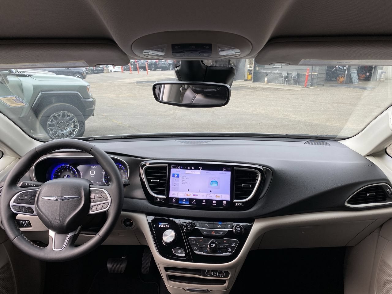 2024 Chrysler Pacifica Touring L