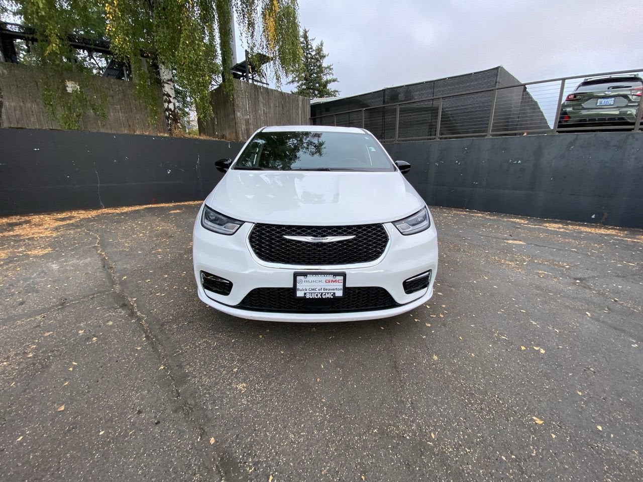 2025 Chrysler Pacifica Select