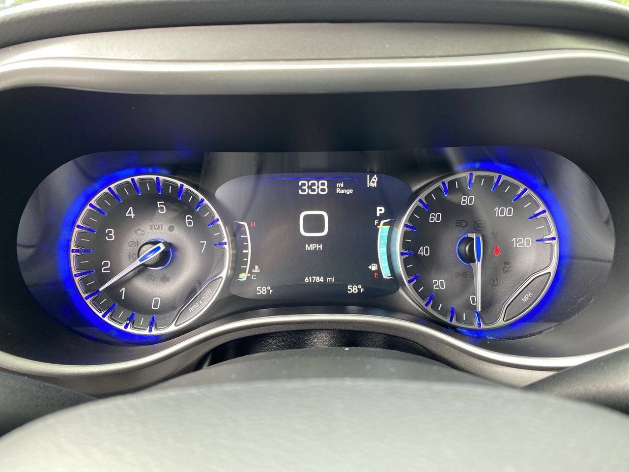 2024 Chrysler Pacifica Touring L
