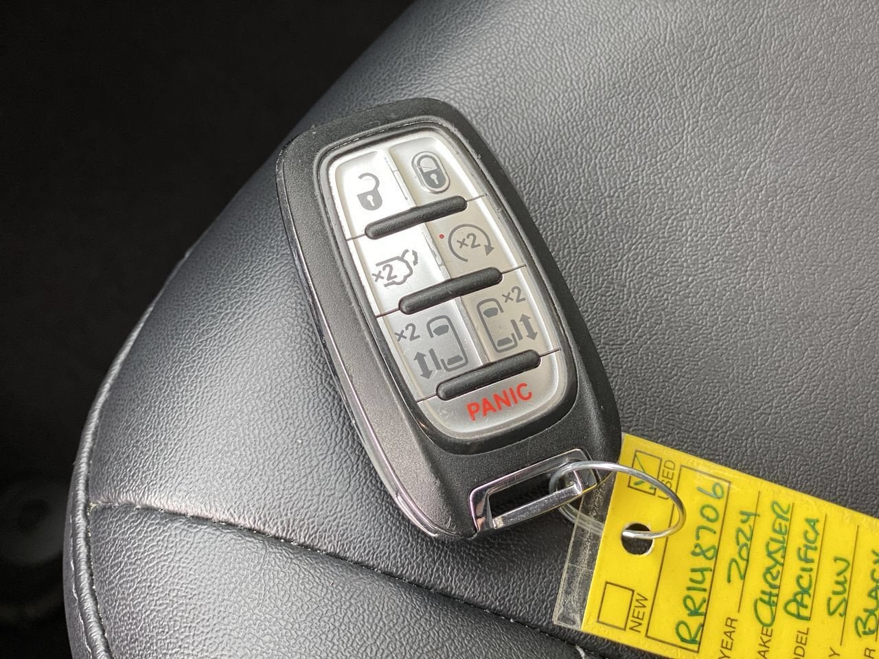 2024 Chrysler Pacifica Touring L