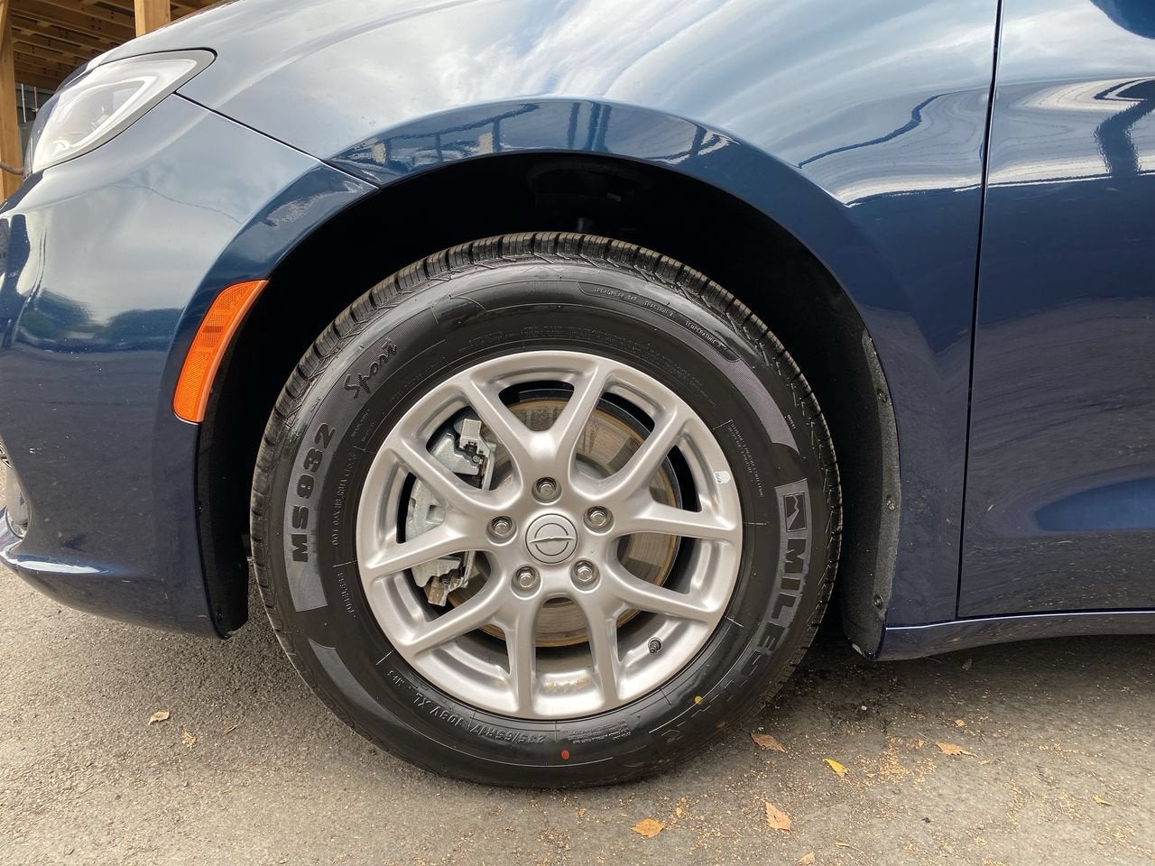 2025 Chrysler Pacifica Select