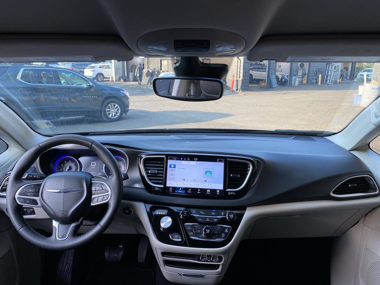 2023 Chrysler Pacifica Touring L
