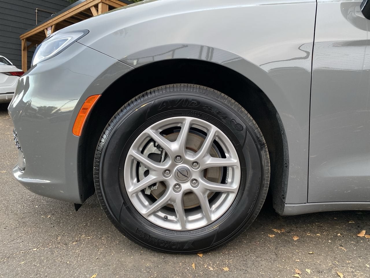 2025 Chrysler Pacifica Select