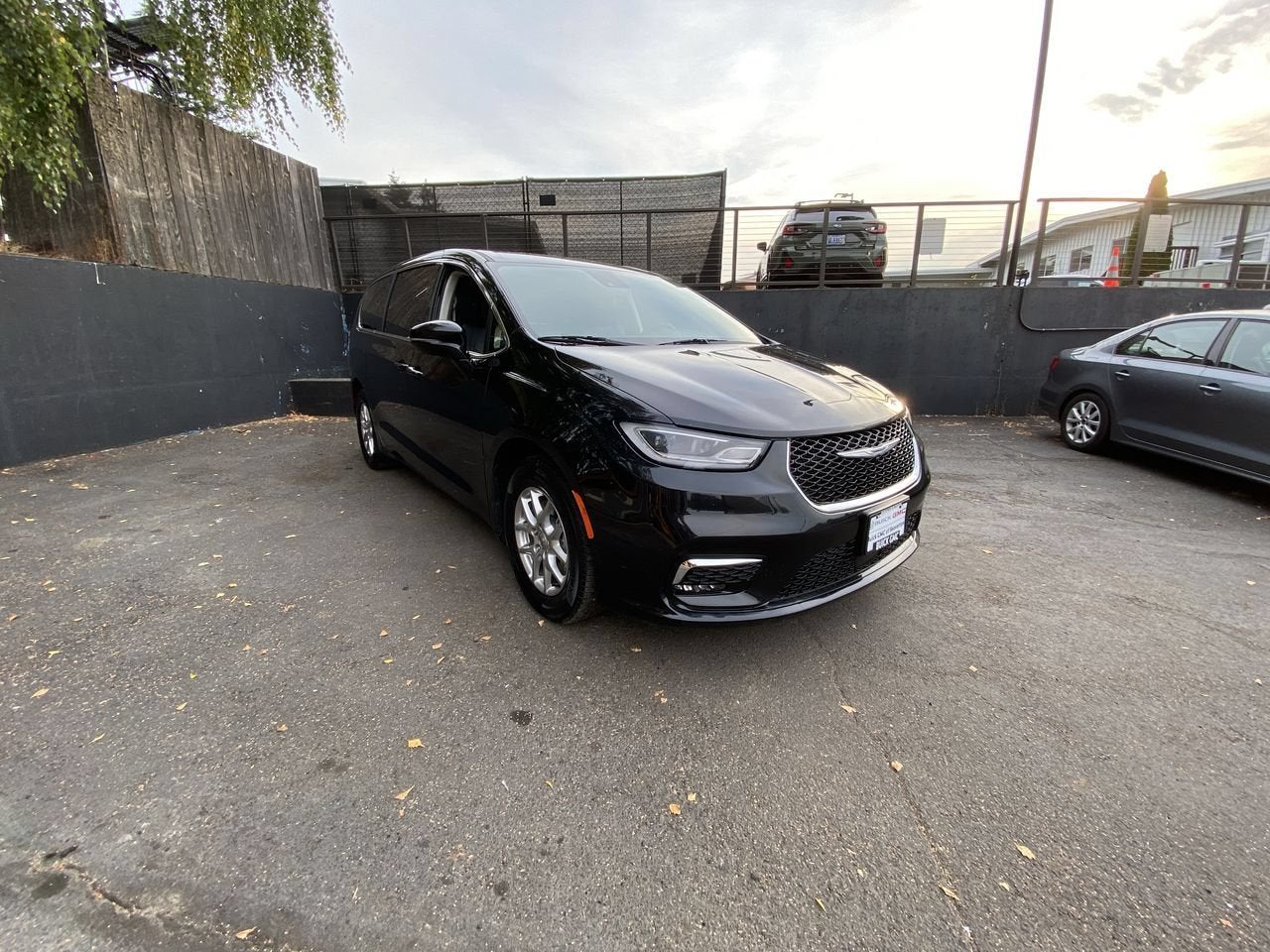 2024 Chrysler Pacifica Touring L