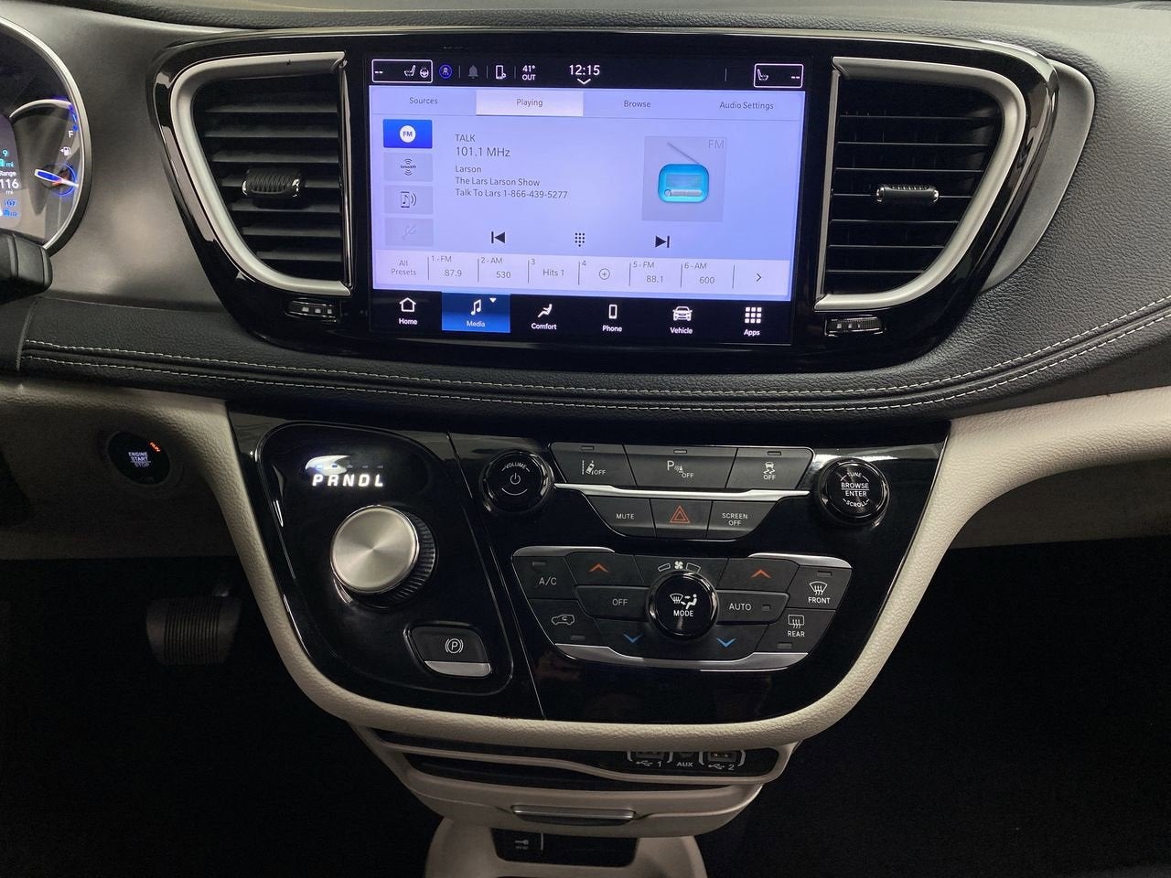 2023 Chrysler Pacifica Hybrid Touring L