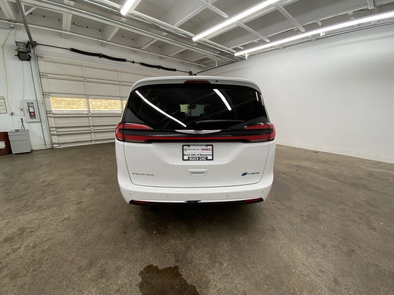 2023 Chrysler Pacifica Hybrid Touring L