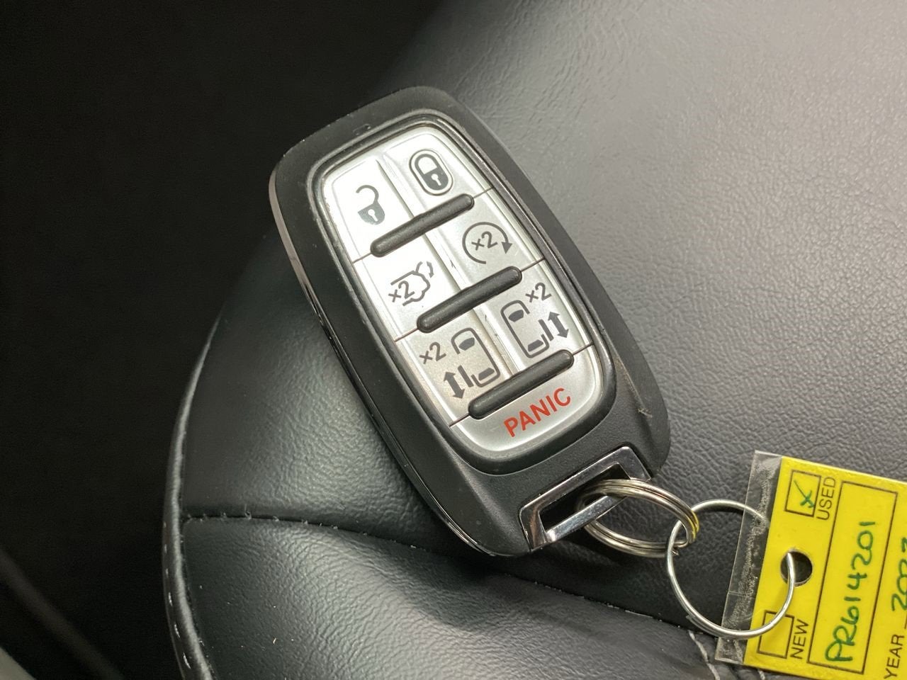 2023 Chrysler Pacifica Hybrid Touring L