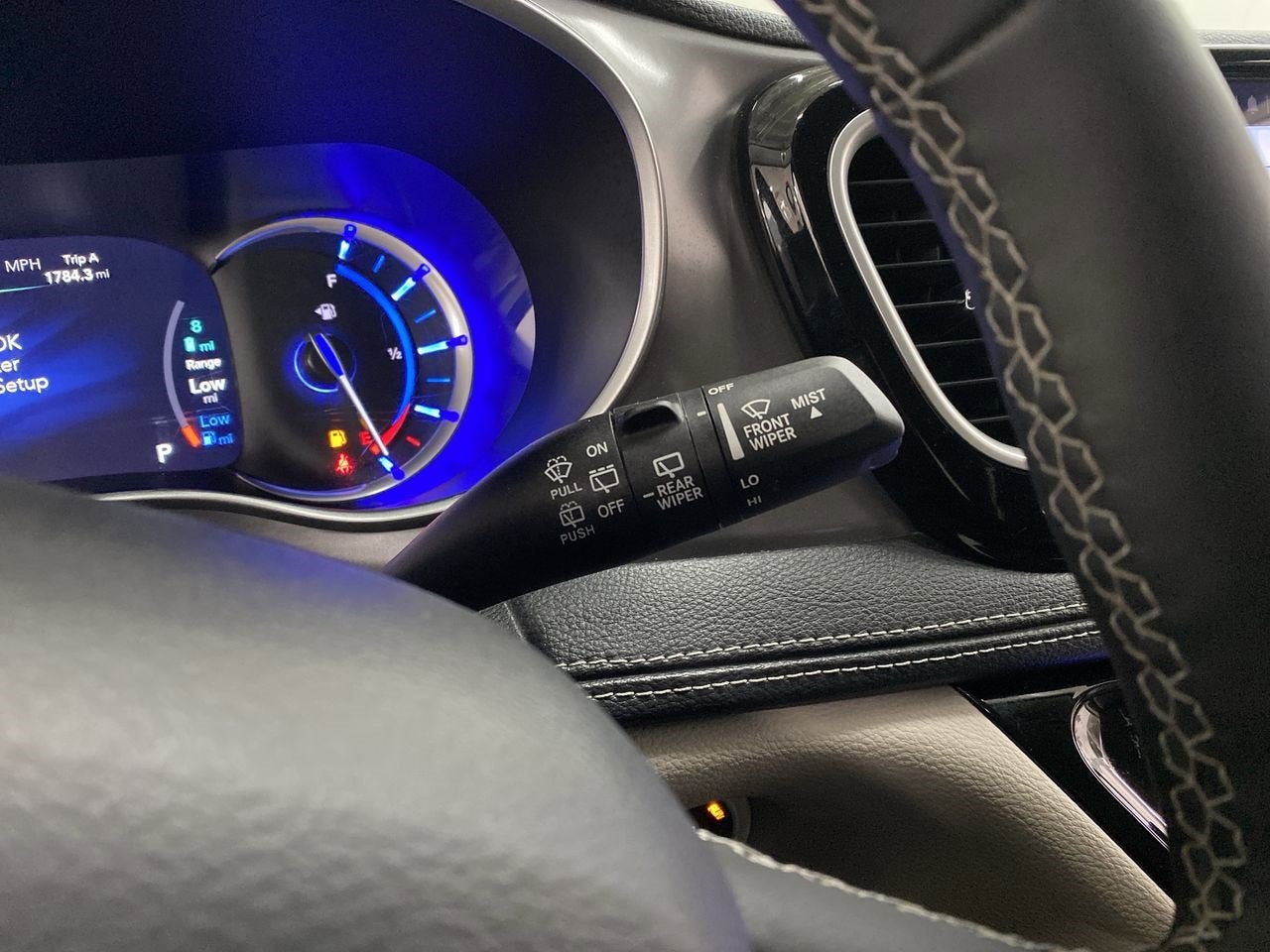 2023 Chrysler Pacifica Hybrid Touring L