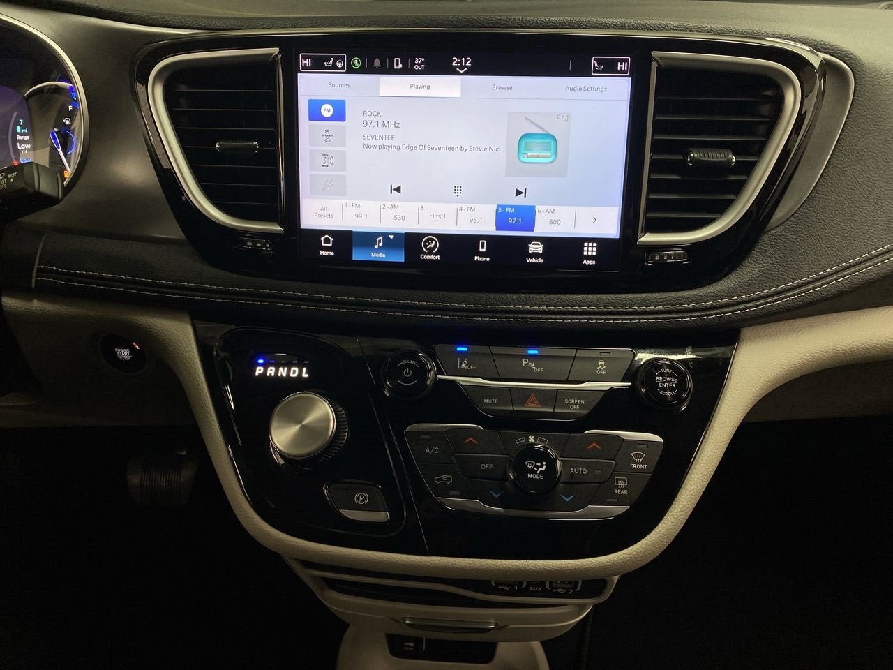 2023 Chrysler Pacifica Hybrid Touring L