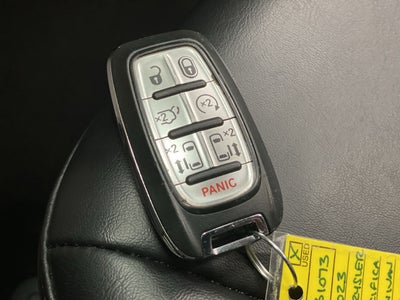 2023 Chrysler Pacifica Hybrid Touring L