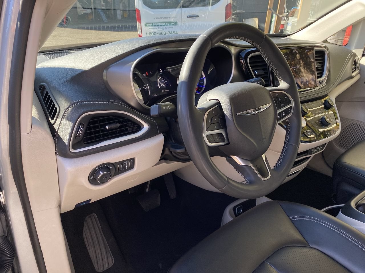2024 Chrysler Pacifica Hybrid Select