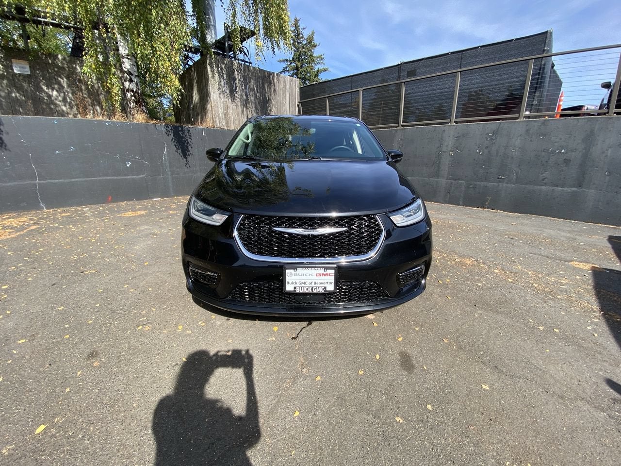 2024 Chrysler Pacifica Hybrid Select