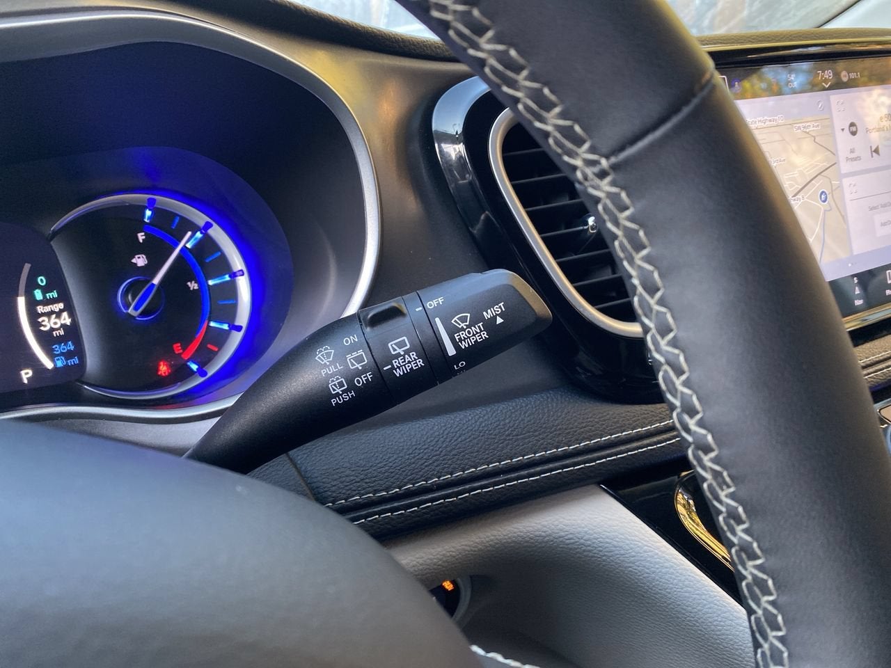2024 Chrysler Pacifica Hybrid Select