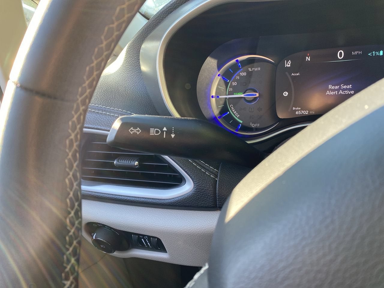 2024 Chrysler Pacifica Hybrid Select