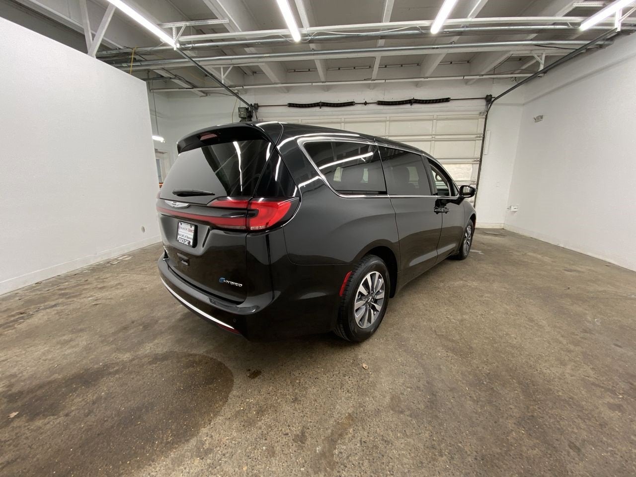 2024 Chrysler Pacifica Hybrid Select