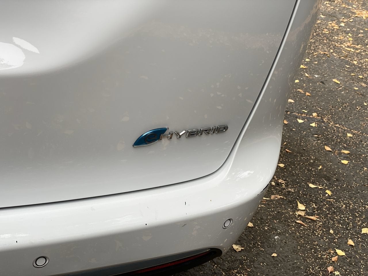2024 Chrysler Pacifica Hybrid Select