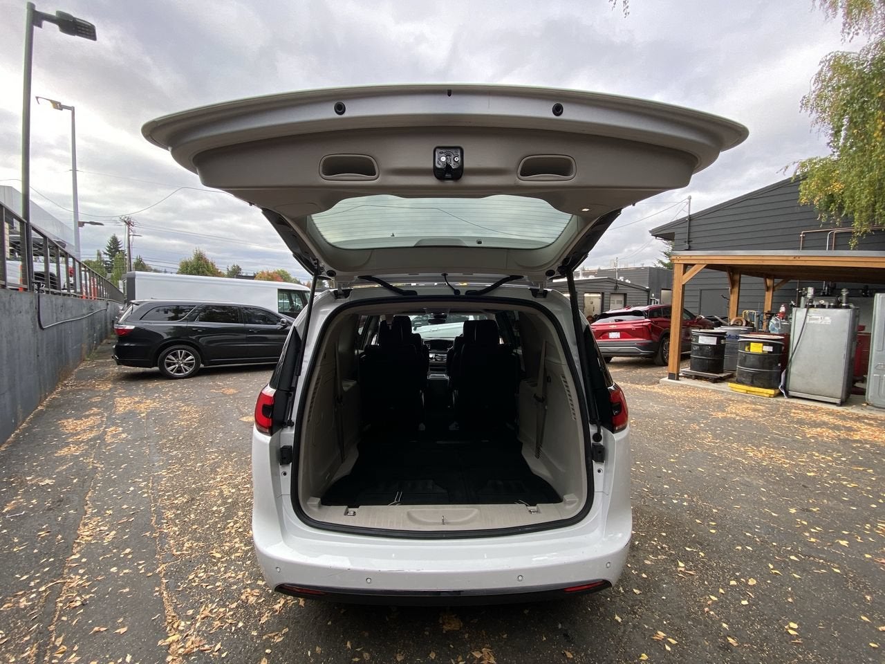 2024 Chrysler Pacifica Hybrid Select