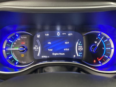 2024 Chrysler Pacifica Hybrid Select