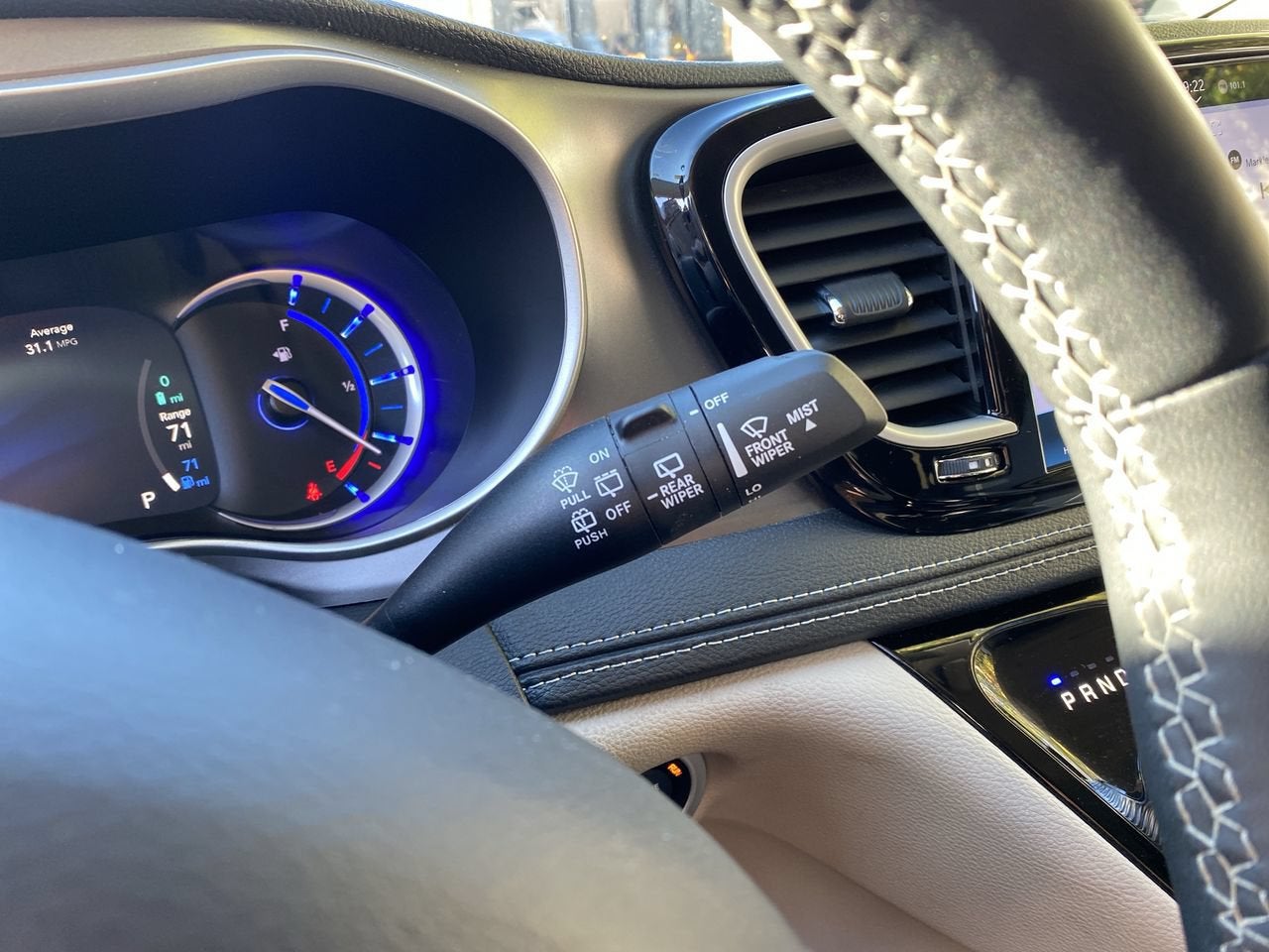2024 Chrysler Pacifica Hybrid Select