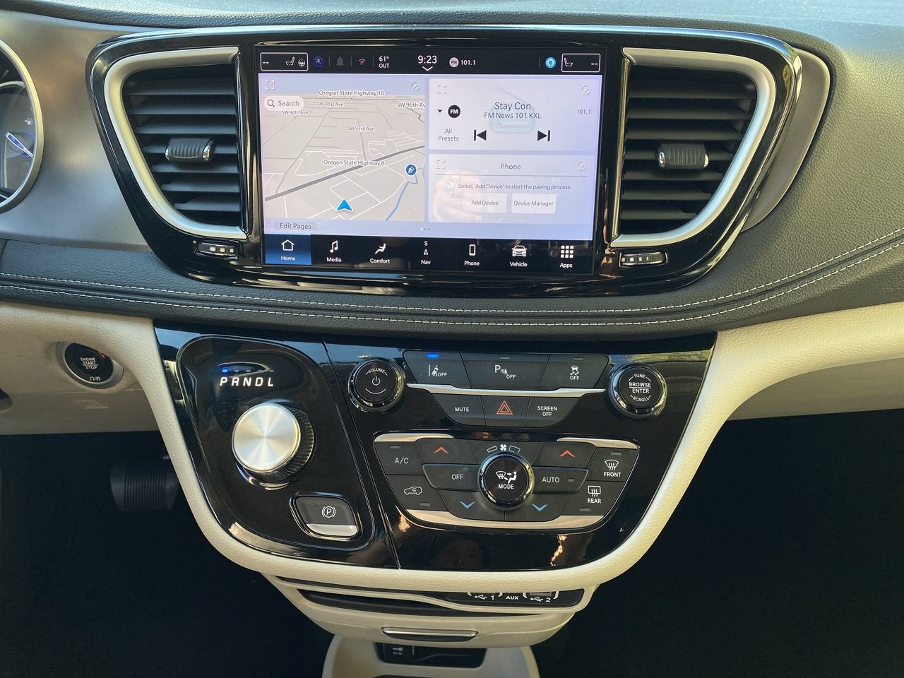 2024 Chrysler Pacifica Hybrid Select