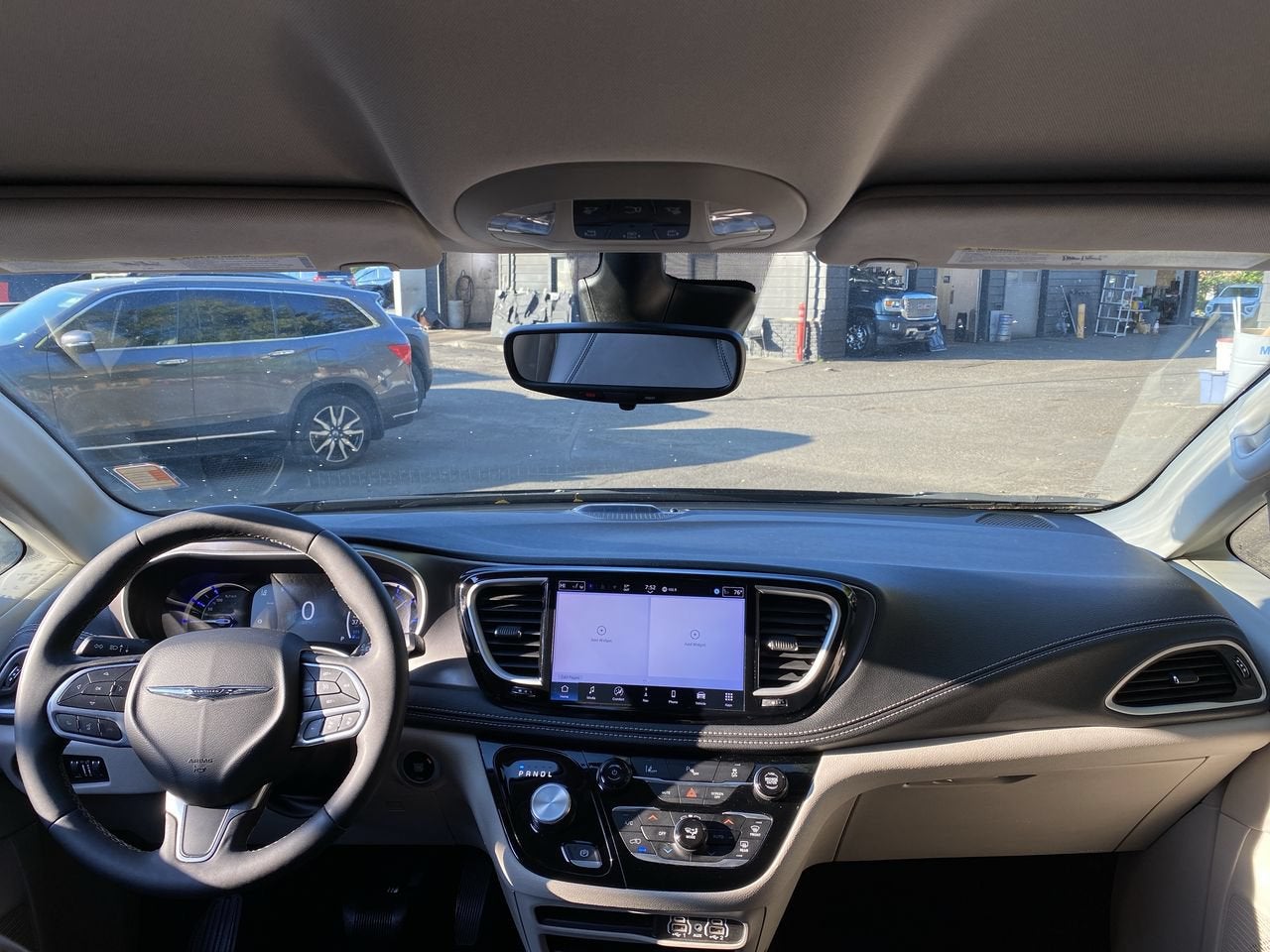 2024 Chrysler Pacifica Hybrid Select