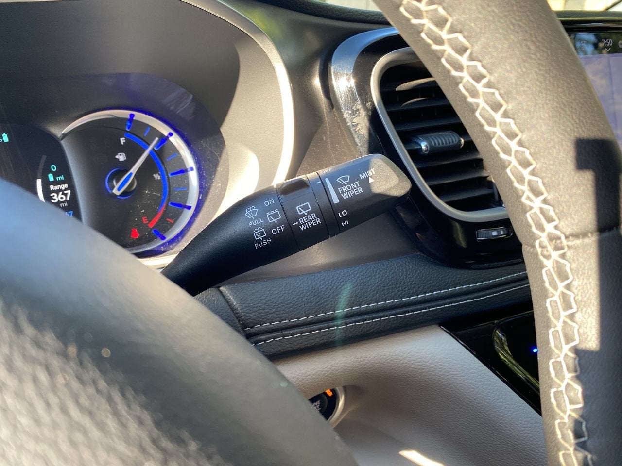 2024 Chrysler Pacifica Hybrid Select