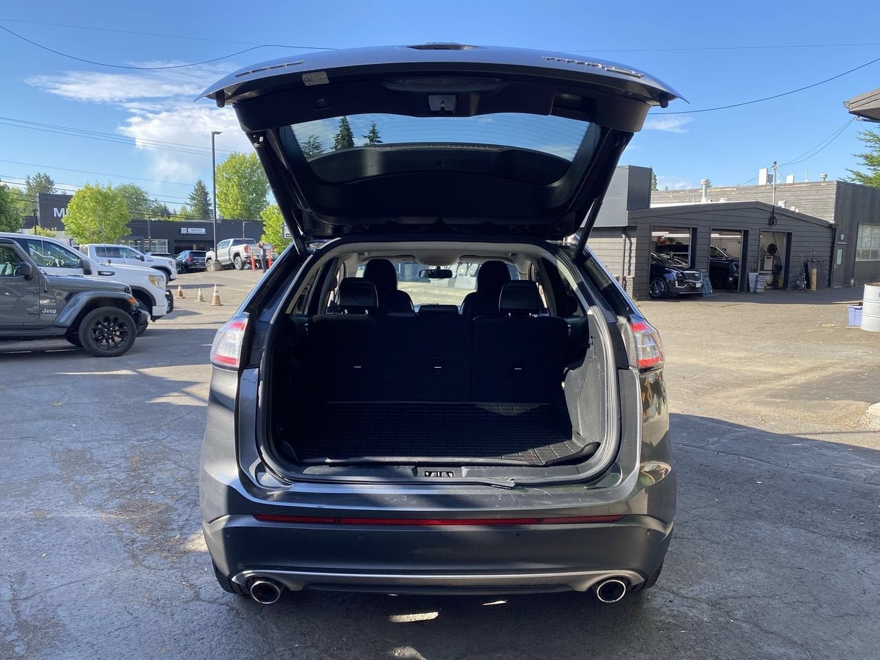 2017 Ford Edge Titanium
